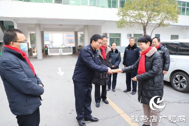 確山縣開展&ldquo;關(guān)愛老人，助困送溫暖&rdquo;活動(dòng)