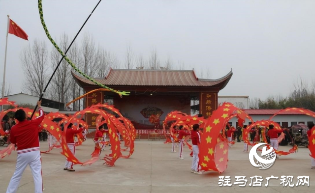 西平縣2024年鄉(xiāng)村文化合作社&ldquo;四季村晚&rdquo;啟動儀式暨權(quán)寨鎮(zhèn)郭莊村鄉(xiāng)村春晚舉行