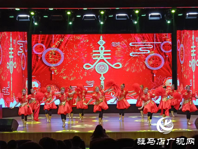 西平縣：新春文藝走基層  &ldquo;掃黃打非&rdquo;樹新風(fēng)