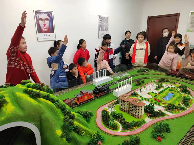 駐馬店：陽光公益行活動(dòng)助力困境兒童健康成長