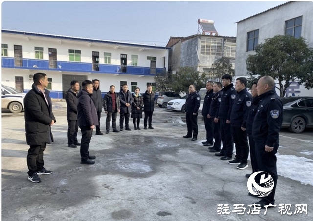 平輿縣李屯鎮(zhèn)開展大年三十&ldquo;我們的節(jié)日&middot;春節(jié)&rdquo;慰問活動