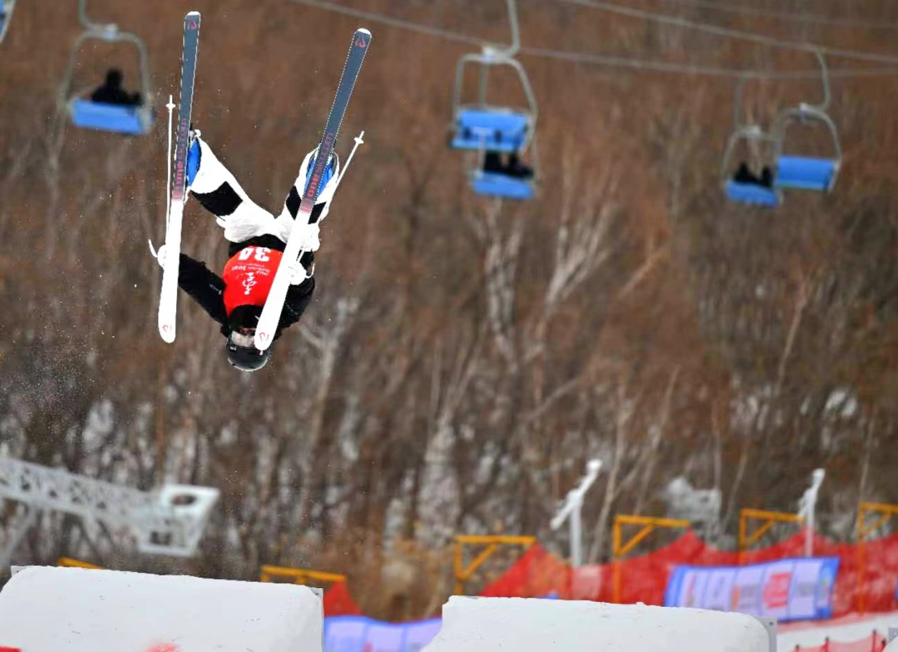 喜訊！第十四屆全國冬季運動會河南代表團首金來了