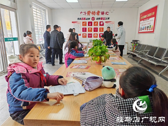 平輿郵政“七個(gè)一”服務(wù) 打造特色“愛(ài)心港灣”