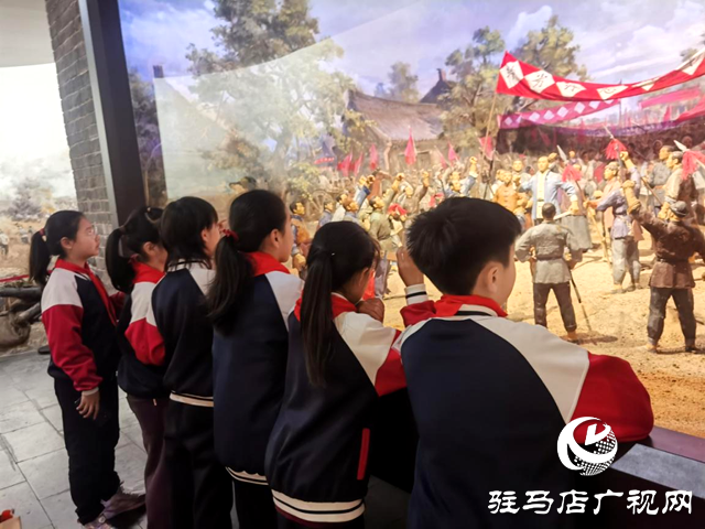 紀(jì)念館里的紅色教育:培養(yǎng)新時(shí)代的紅色傳人