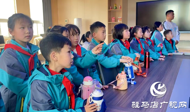 正陽縣:學生零距離探索天氣奧秘 學習氣象科普知識