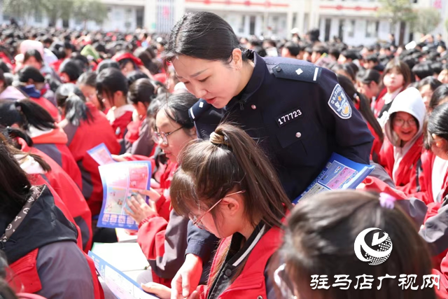 泌陽縣公安局古城派出所開展&ldquo;法治進(jìn)校園&rdquo;系列活動