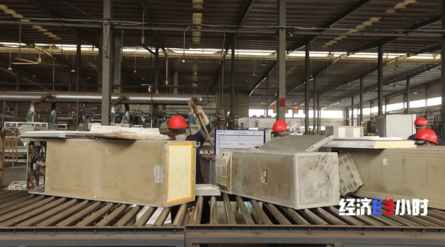 回收總量達(dá)450萬(wàn)噸 看舊家電如何“變廢為寶”？