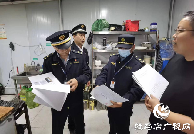 駐馬店經(jīng)濟(jì)開(kāi)發(fā)區(qū):規(guī)范夜市經(jīng)營(yíng) 營(yíng)造良好就餐環(huán)境