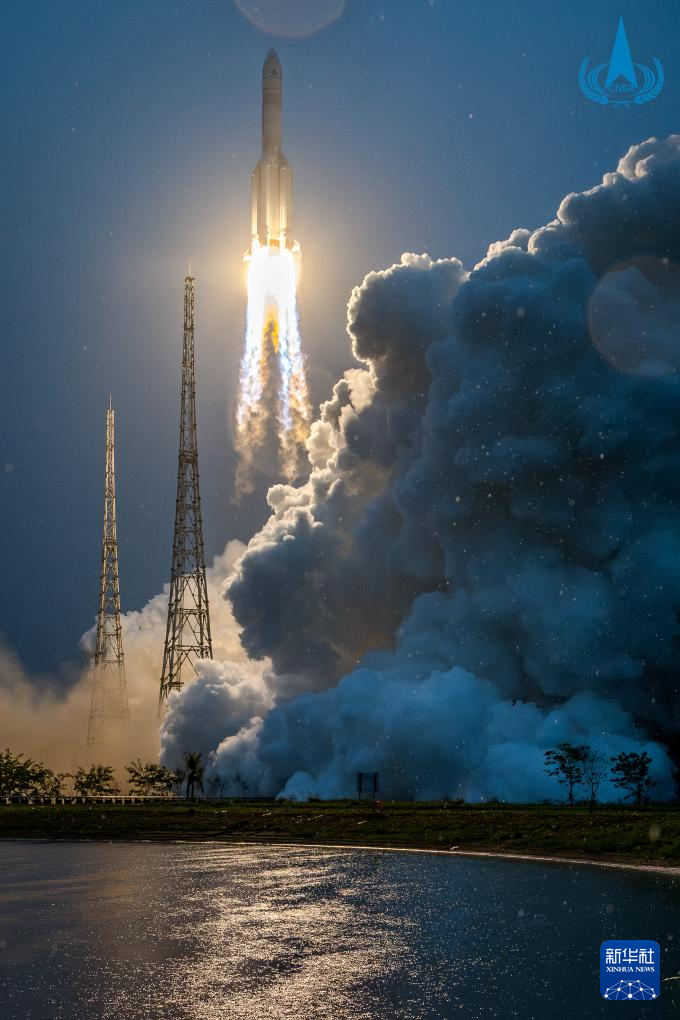 嫦娥六號探測器成功發(fā)射