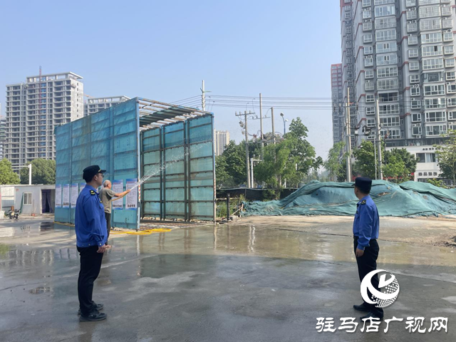 駐馬店經(jīng)濟開發(fā)區(qū)城市管理局：治理揚塵污染 共享一方藍天