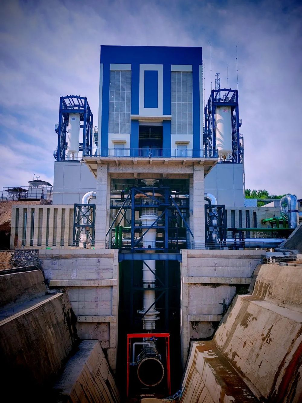 亞洲最大、我國首個(gè)！火箭發(fā)動(dòng)機(jī)試驗(yàn)臺(tái)上新了