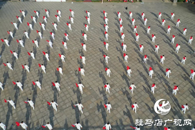 泌陽縣舉辦全國老年人太極拳健身大聯(lián)動活動