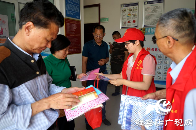 平輿縣司法局：推動民法典&ldquo;進(jìn)村入戶&rdquo; 精準(zhǔn)普法惠民生