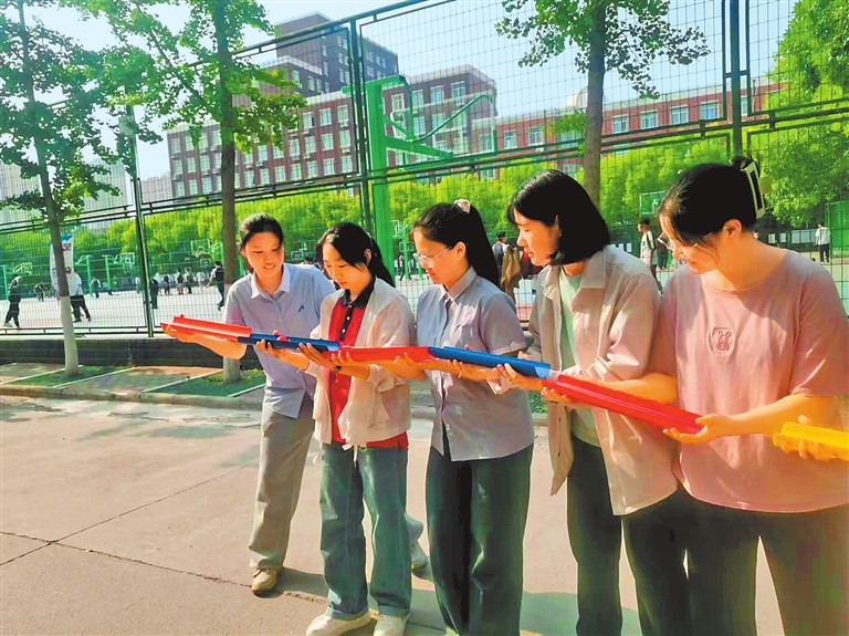 關(guān)注心理健康 河南共建成校園心理輔導(dǎo)室23302個(gè)