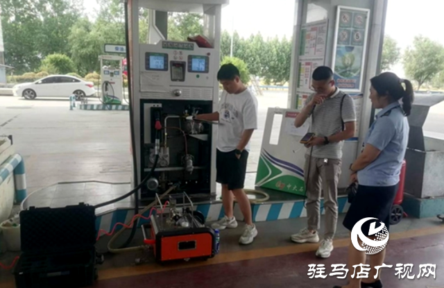 駐馬店市生態(tài)環(huán)境局西平分局開展加油站油氣回收?qǐng)?zhí)法性監(jiān)督檢測(cè)工作