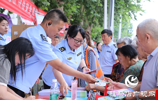 泌陽縣開展&ldquo;安全生產(chǎn)月&rdquo;宣傳活動