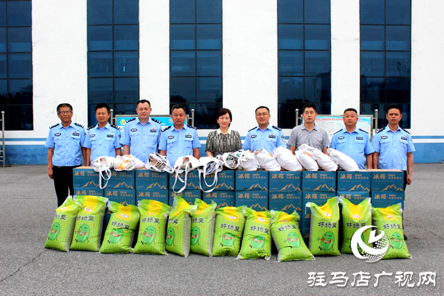 炎炎夏日送&ldquo;清涼&rdquo; 平輿縣總工會慰問一線執(zhí)勤交警