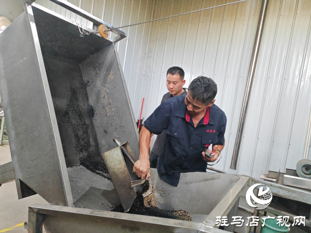 平輿縣古槐街道南陳社區(qū)：爭(zhēng)做&ldquo;五星&rdquo;支部新標(biāo)桿 擘畫基層治理新格局