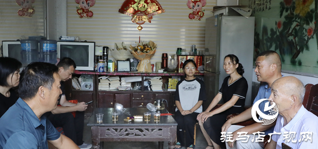 泌陽縣:愛心企業(yè)捐贈獎學(xué)金 助力學(xué)子圓夢北大