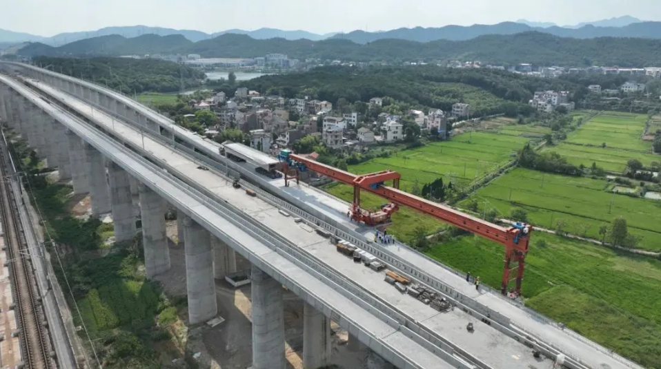 兩條設(shè)計(jì)時(shí)速350公里高鐵建設(shè)，有新進(jìn)展！