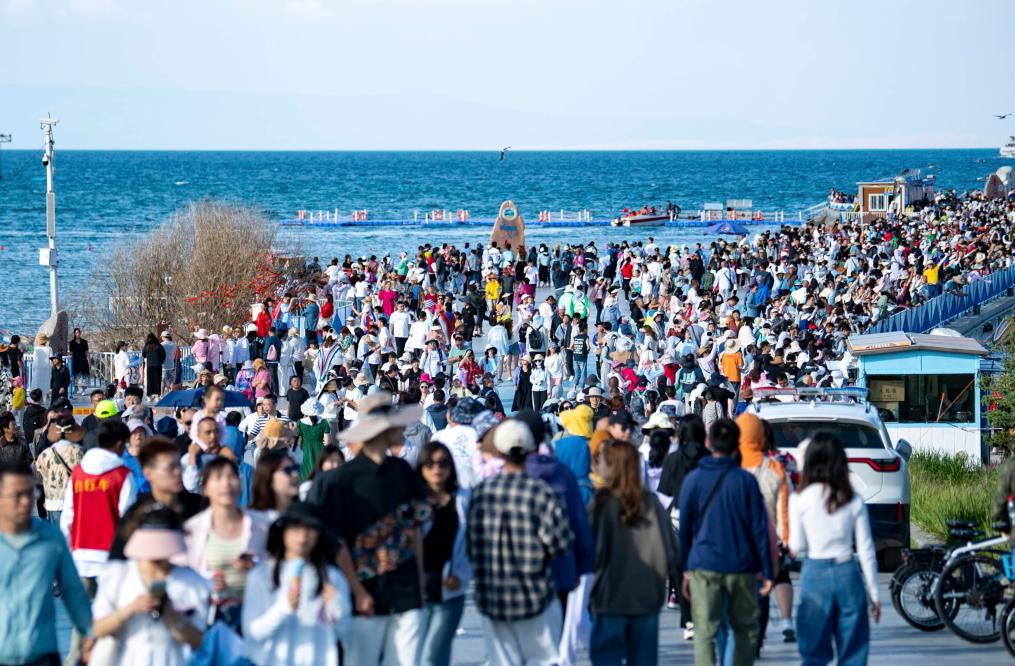 &ldquo;鐵路游&rdquo;煥新中國西北環(huán)線