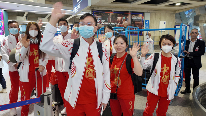 巴黎殘奧會(huì)中國(guó)體育代表團(tuán)抵達(dá)巴黎