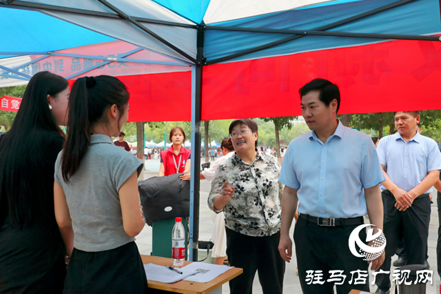 駐馬店職業(yè)技術(shù)學(xué)院2024級新生陸續(xù)報到