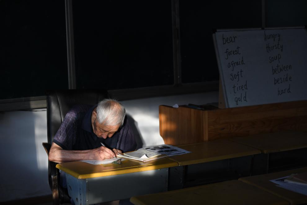 “螢火蟲”之光，照亮這間“陋室講堂”