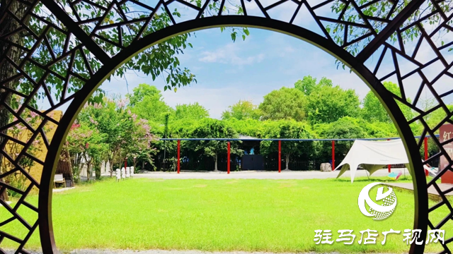 泌陽(yáng)縣和園:秋色宜人處 風(fēng)光入畫(huà)來(lái)