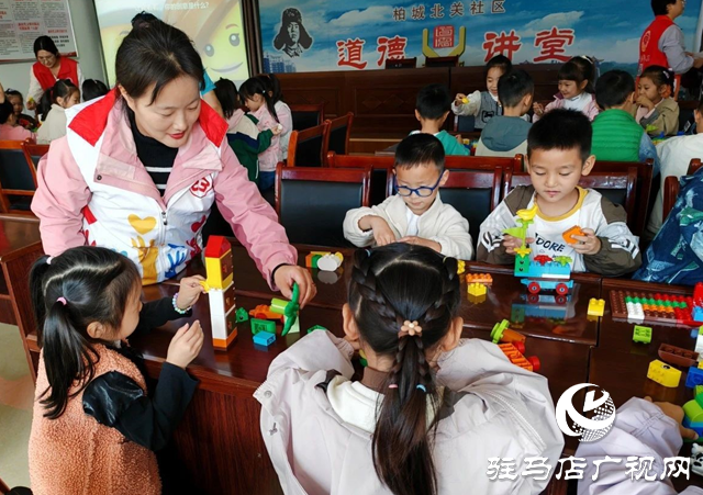 西平縣:“愛心媽媽”情暖童心