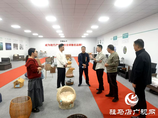 平輿縣司法局:律師送法進(jìn)企業(yè) 法律服務(wù)暖人心