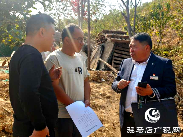 入駐駐馬店市政務(wù)服務(wù)中心林業(yè)局窗口上門開(kāi)展審批服務(wù)