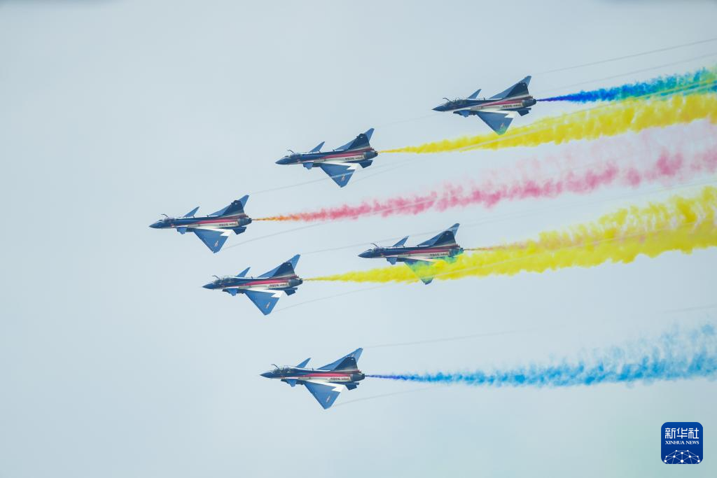 &ldquo;八一&rdquo;&ldquo;紅鷹&rdquo;展翅珠海為人民空軍慶生