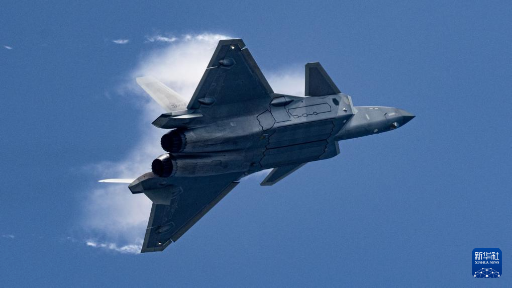 中國(guó)航展精彩紛呈