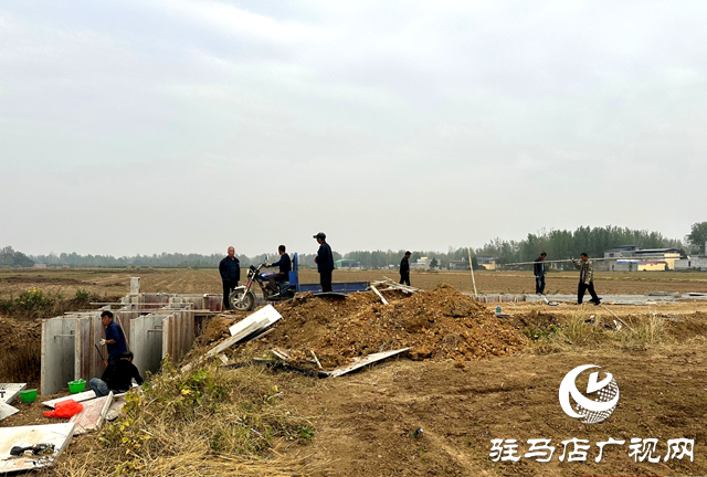 泌陽(yáng)縣郭集鎮(zhèn)：&ldquo;把脈&rdquo;農(nóng)田灌溉 為水渠&ldquo;舒筋活絡(luò)&rdquo;