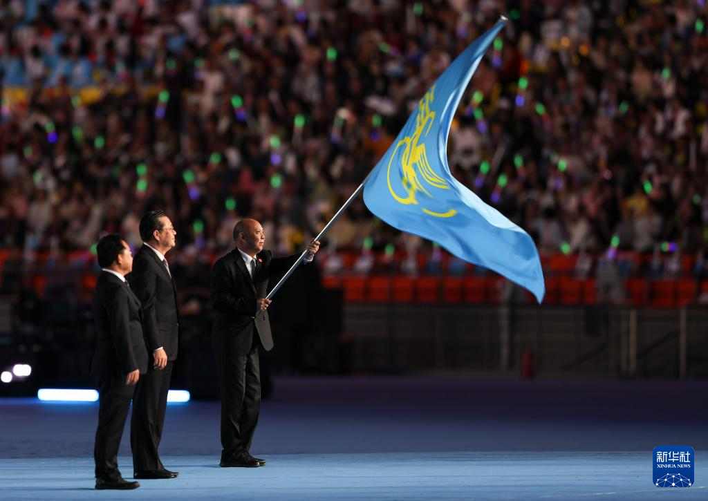 第十二屆全國少數(shù)民族傳統(tǒng)體育運(yùn)動(dòng)會(huì)閉幕式舉行