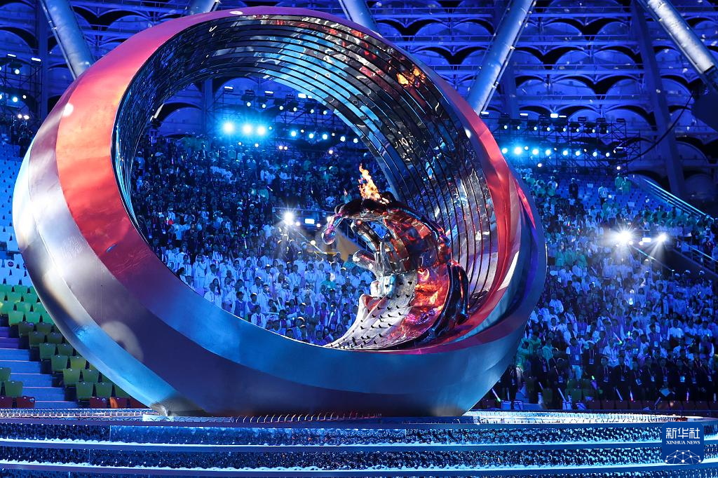 第十二屆全國少數(shù)民族傳統(tǒng)體育運(yùn)動(dòng)會(huì)閉幕式舉行