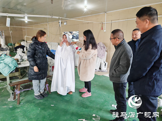 平輿縣射橋鎮(zhèn)大孫村:培育服裝加工產(chǎn)業(yè) 讓阿拉伯袍在中東綻放
