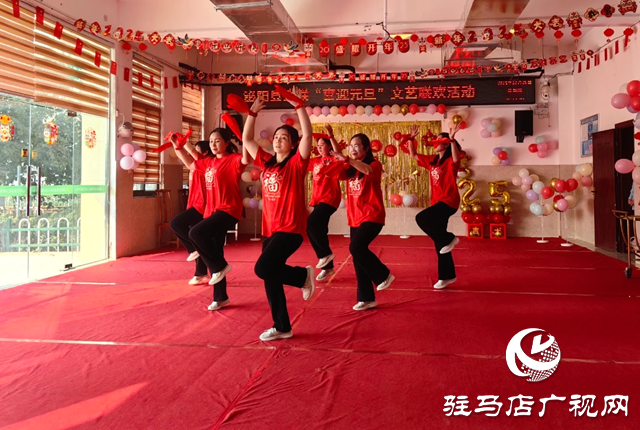 泌陽縣:集體生日會 溫暖殘疾人