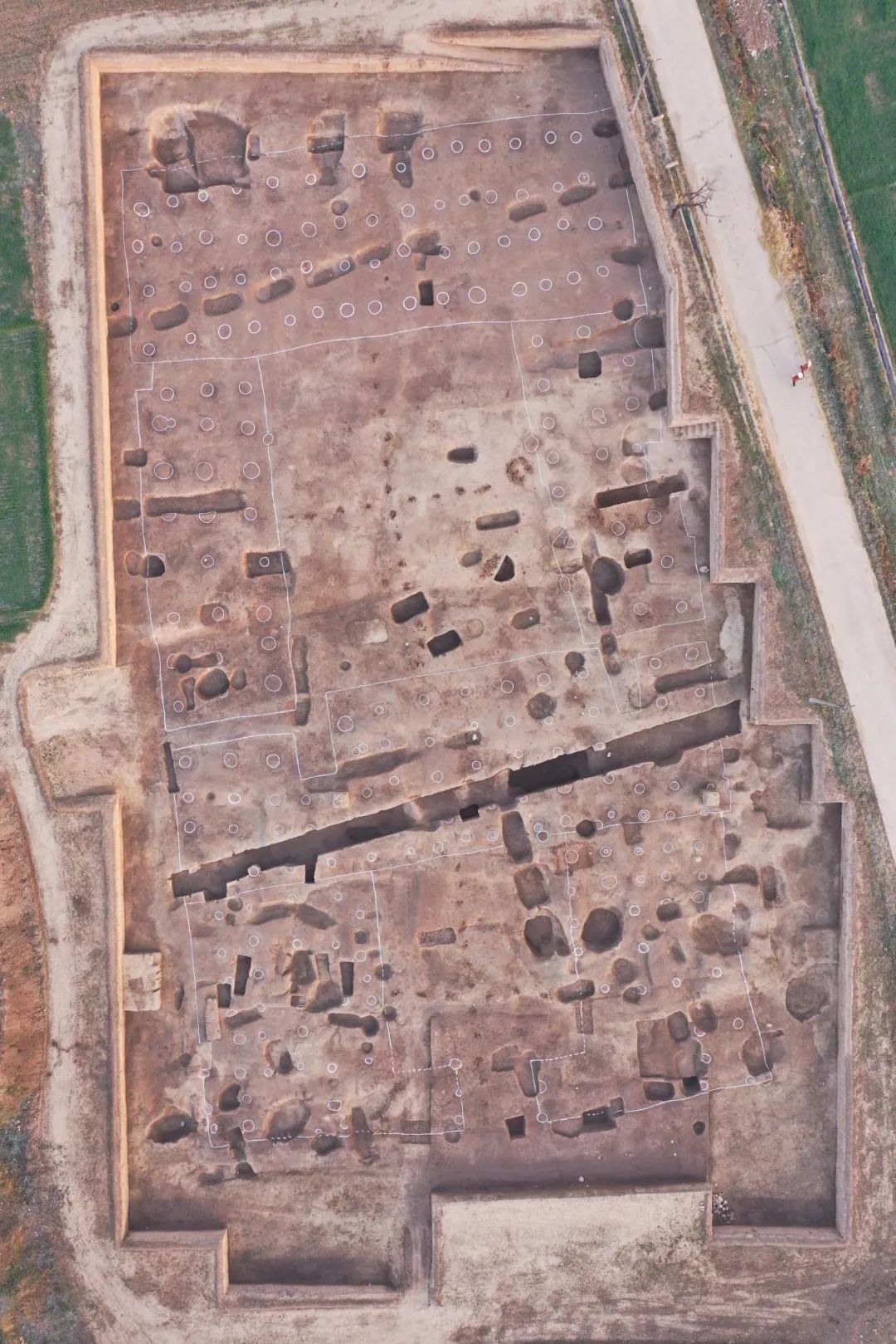 重大發(fā)現(xiàn)！首次出土有&ldquo;秦人&rdquo;字樣甲骨