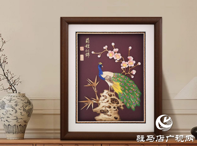 袁月英:創(chuàng)新提升“她力量” 傳承“非遺”結(jié)碩果