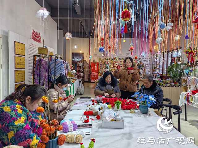 余氏鉤編：春節(jié)訂單火爆 非遺傳承煥發(fā)新春活力