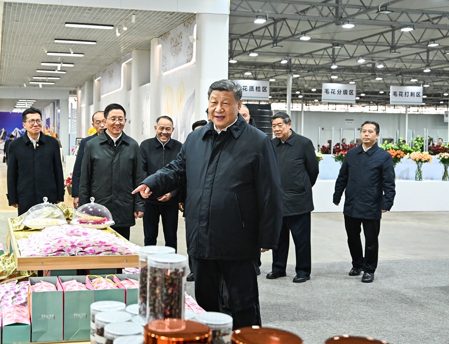 習(xí)近平：解放思想改革創(chuàng)新奮發(fā)進(jìn)取真抓實(shí)干 在中國(guó)式現(xiàn)代化進(jìn)程中開創(chuàng)云南發(fā)展新局面