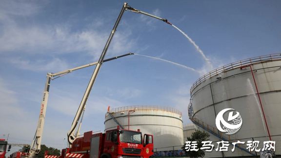 駐馬店市消防救援支隊(duì)開展化工事故處置實(shí)戰(zhàn)演練