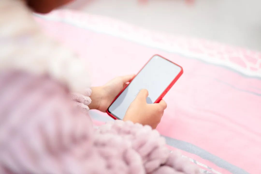 17歲少女充值打賞45萬(wàn)元，家長(zhǎng)要求返還，法院判了！