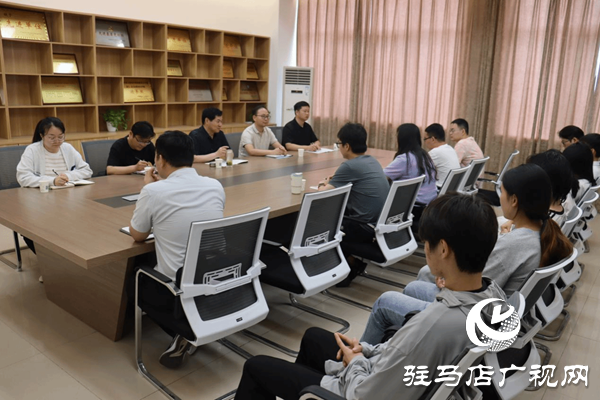 駐馬店職業(yè)技術(shù)學(xué)院黨委書記蘇新留到人工智能學(xué)院聽課調(diào)研