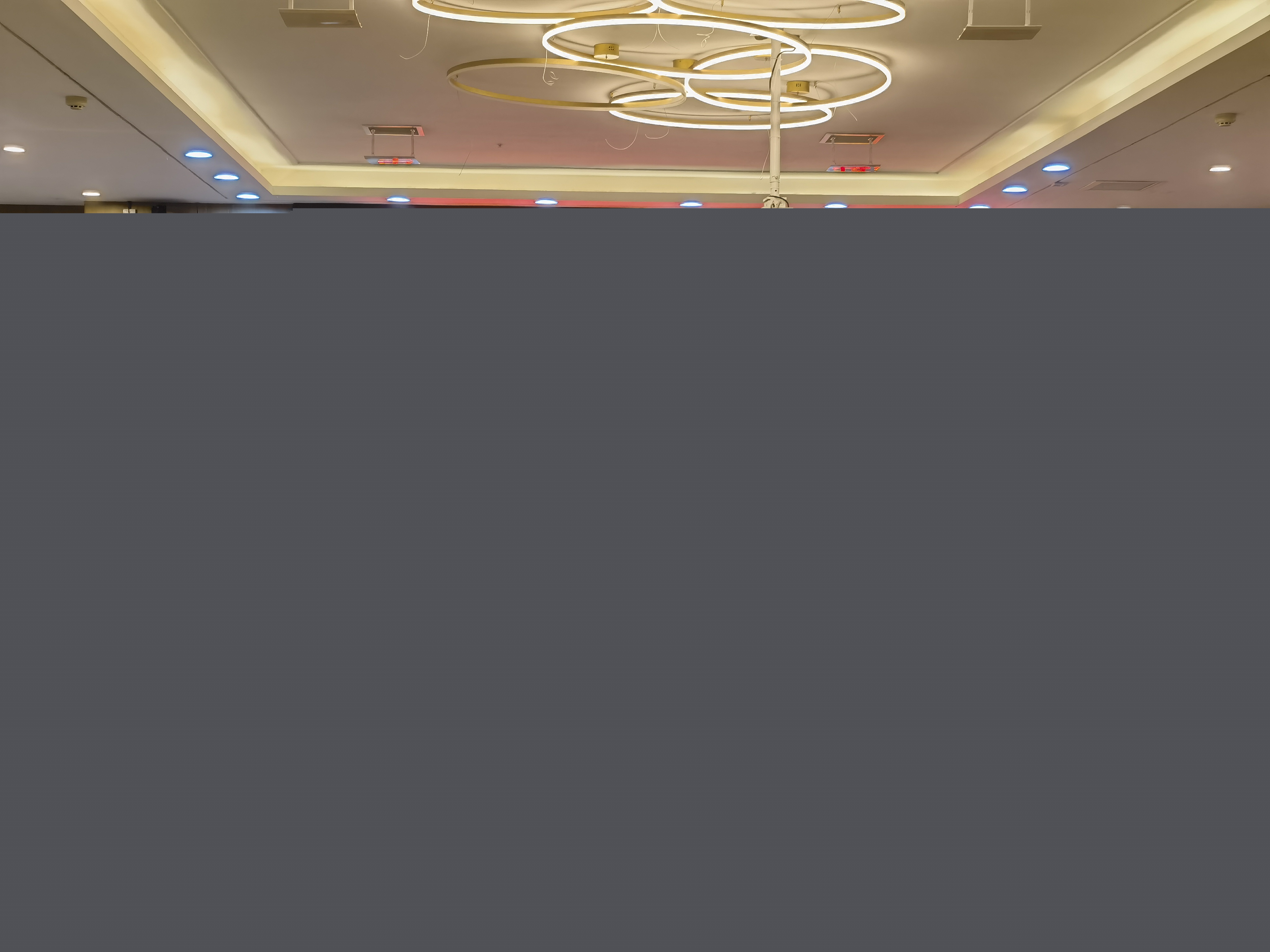 中華財(cái)險(xiǎn)駐馬店中支召開“七一”特別晨會(huì)