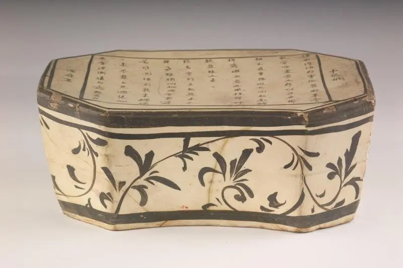 每日文博丨古人為何睡瓷枕？除了夏夜消暑，還能……