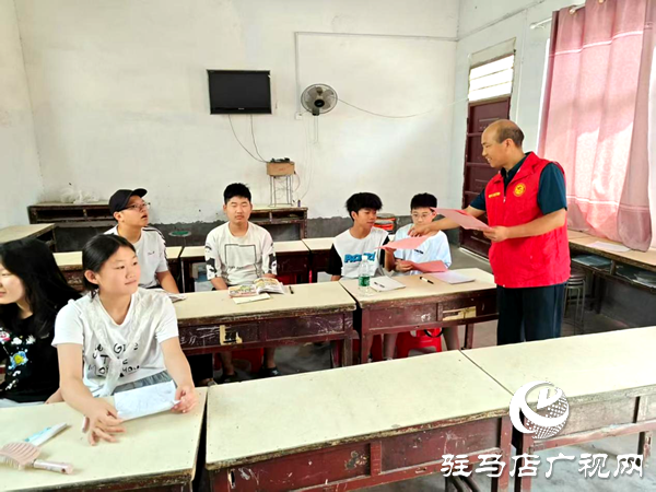 平輿縣李屯鎮(zhèn)：宣傳“防溺水” 筑牢“安全網(wǎng)”