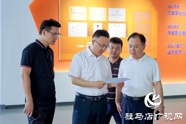 登門(mén)納諫 共話發(fā)展——平輿縣人民法院院長(zhǎng)李光明走訪省政協(xié)委員